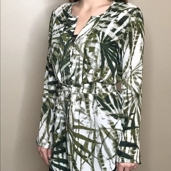 Punt Roma 🌿 Neck Blouse 🍃 - Picture 4 of 7